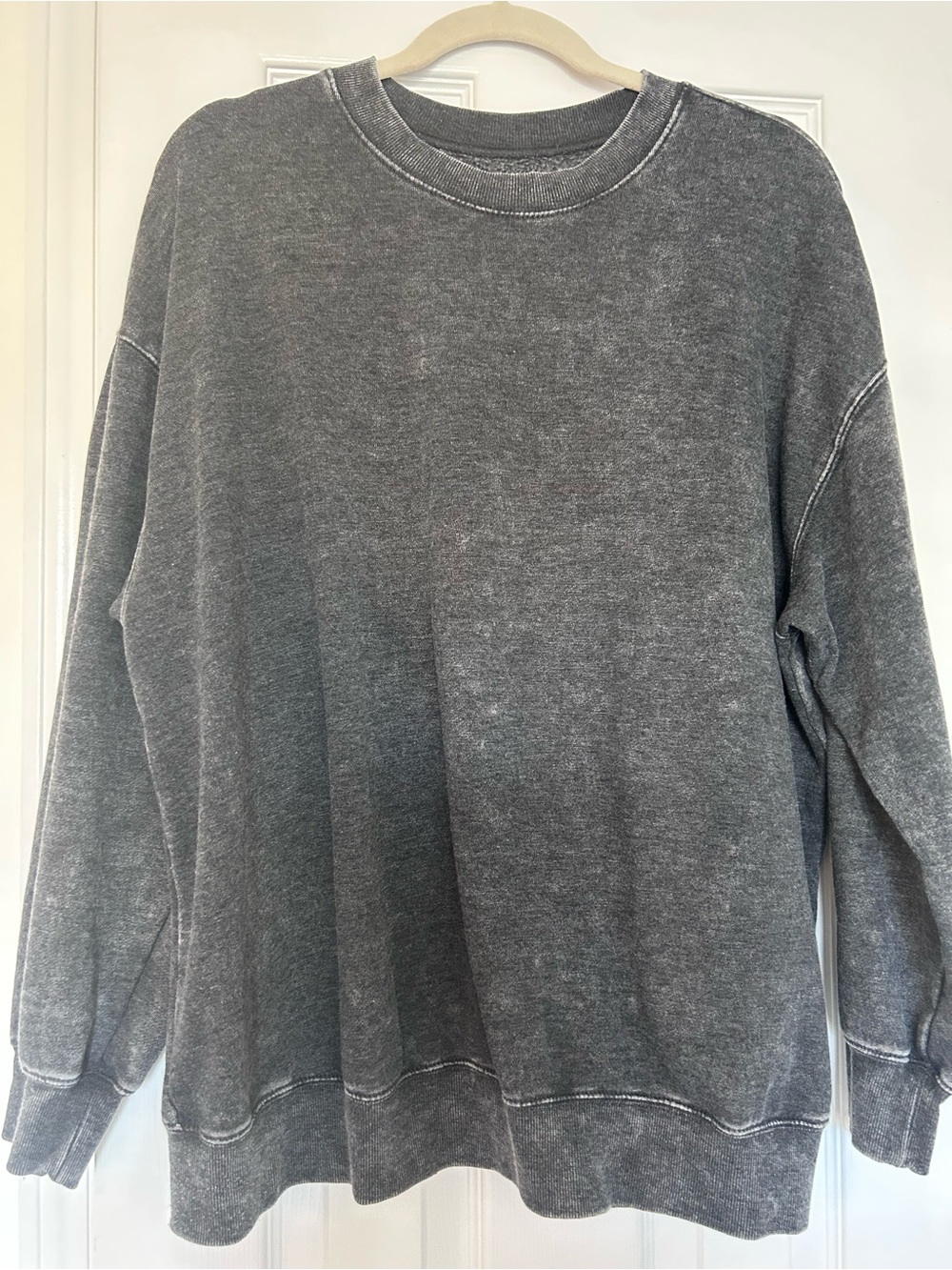 Women’s Vintage Wash Crewneck Sweatshirt - Gray Size L